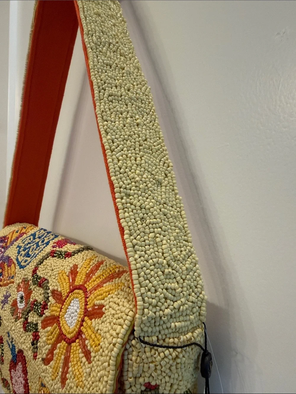 NWT- Viral America & Beyond Yellow Beaded Shoulder Bag - Picture 8 of 13